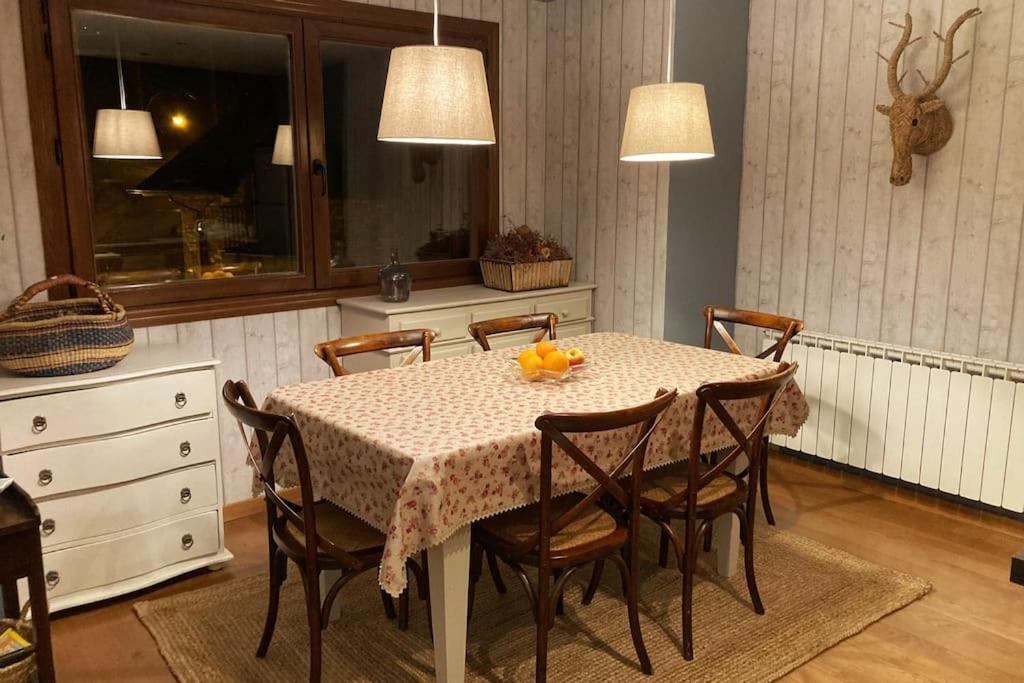 Elegante Apartamento En Escarrilla Con Vistas Al Valle Buitenkant foto