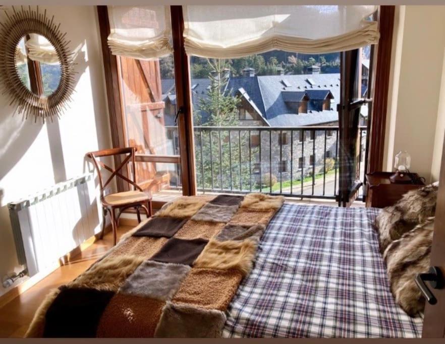 Elegante Apartamento En Escarrilla Con Vistas Al Valle Buitenkant foto